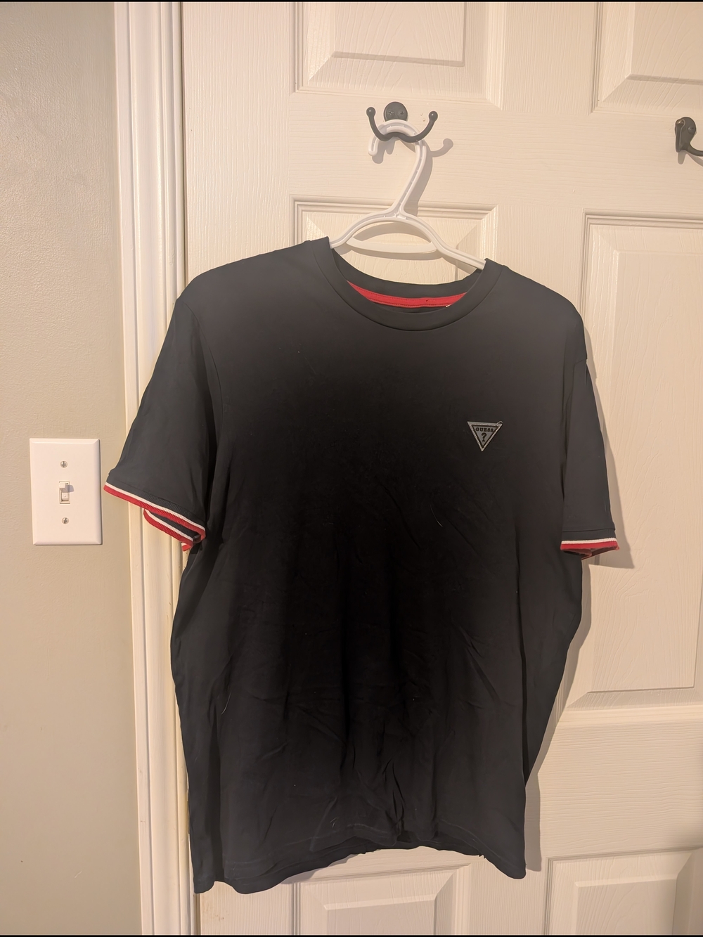Men's Navy Guess T-shirt Medium